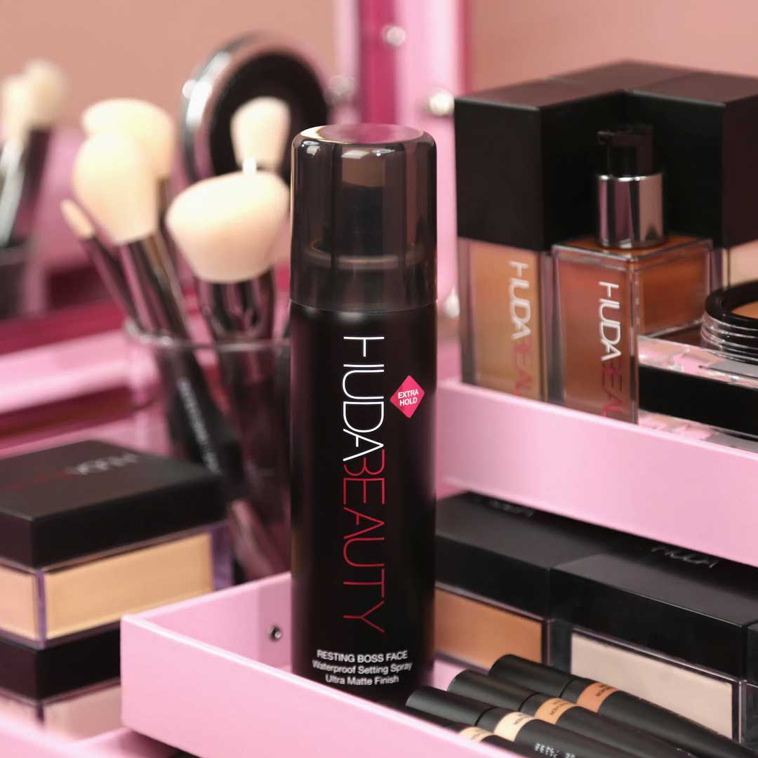 HUDA BEAUTY Resting Boss Face Waterproof Setting Spray