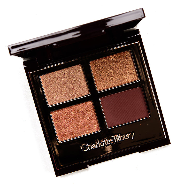 Charlotte Tilbury the queen of glow eye palette