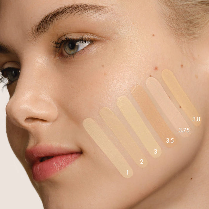 Armani Beauty Luminous Silk Natural Glow Blurring Liquid Foundation with 24 Hour Wear