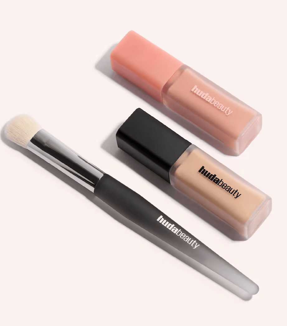 Huda Beauty - UNDEREYE BUFF BRUSH