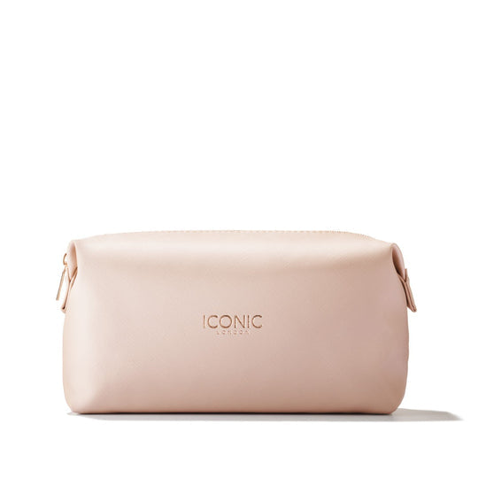 ICONIC LONDON – SHIMMERING SETTING SPRAY & PACKED LIQUID HIGHLIGHTER