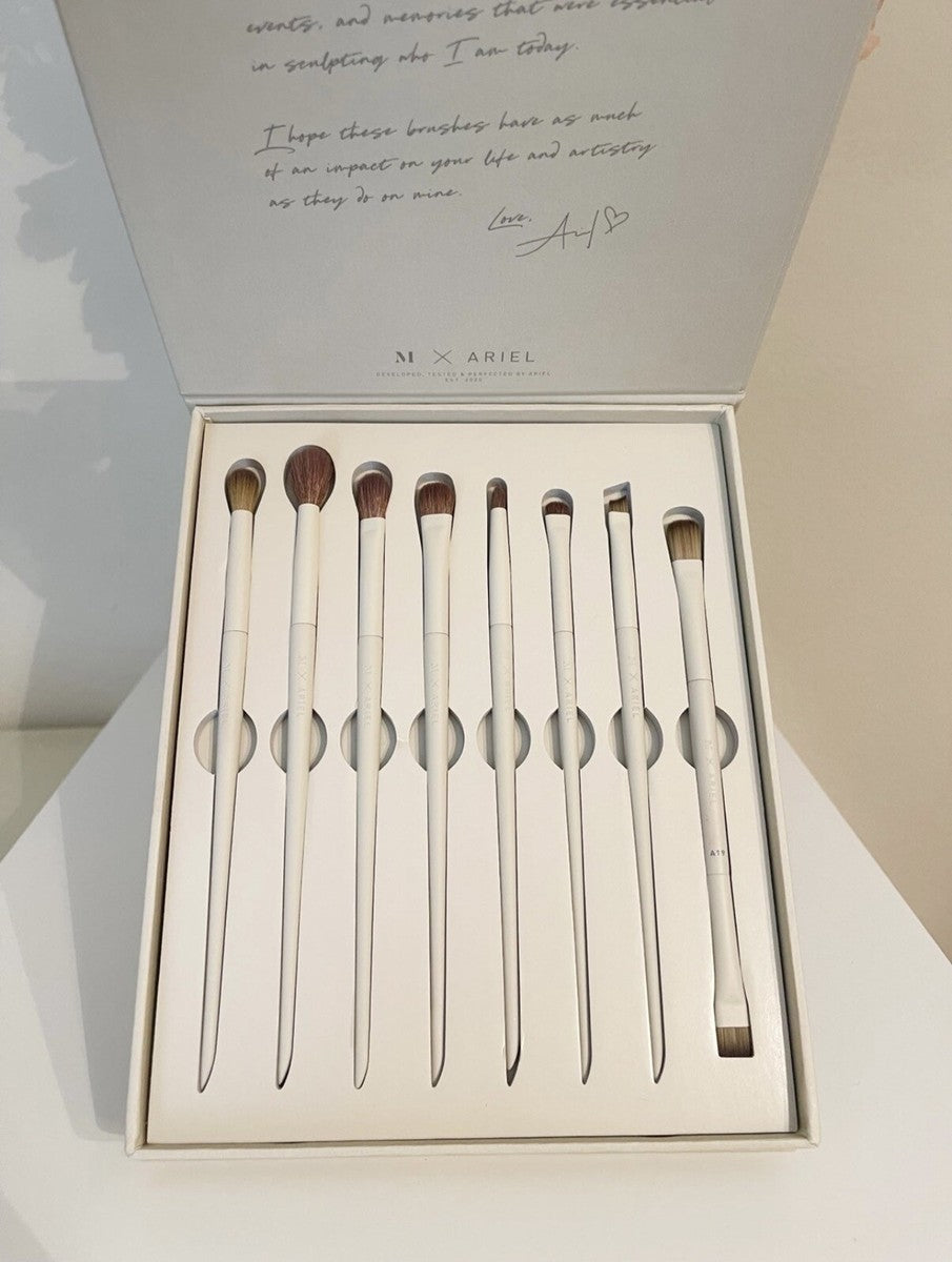 Morphe x ARIEL 8 pieces  signature eye set