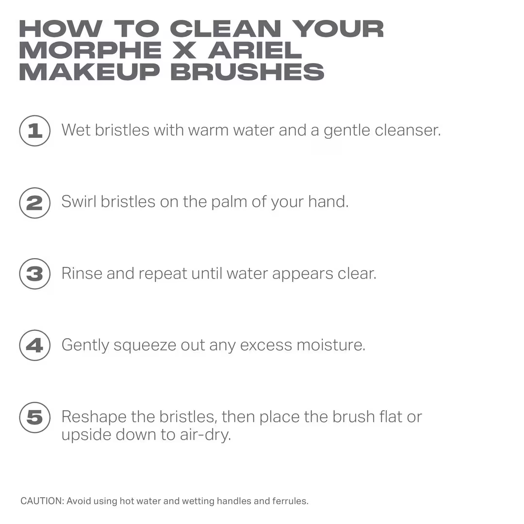 Morphe X Ariel A22 Signature Blush Brush