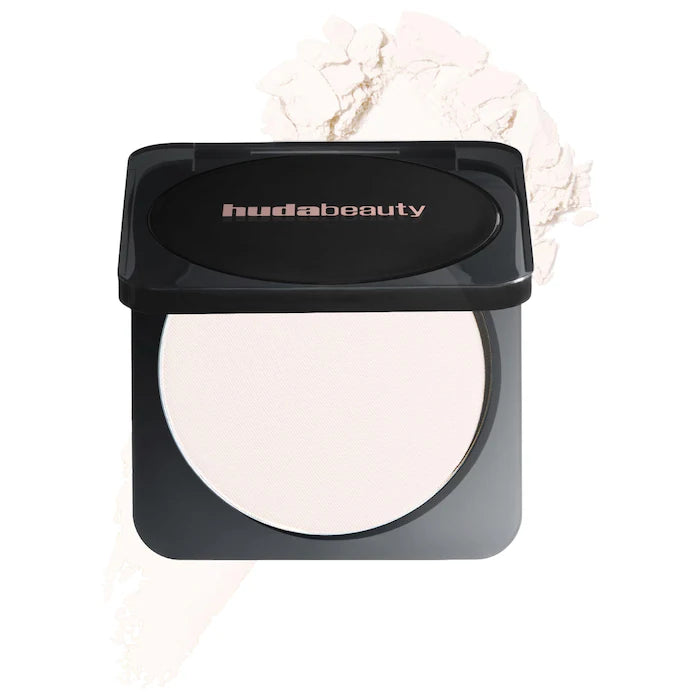 Huda Beauty - EASY BAKE PRESSED POWDER