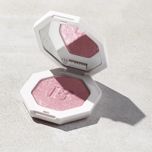 Fenty beauty highlighter  Full size
